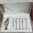 بوكسات ساعات نسائية مع إسوارات فخمة