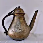 إبريق شاي من النحاس الأحمر العتيق وزنه ثقيل