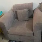 كنب استعمال نظيف كنبتين كبيرة. وكنبه وسط. وكنبتين صغيرة