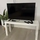 شاشة تلفزيون