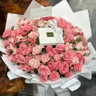 تنسيق باقات ورد وهدايا وتوصيلها داخل جدة