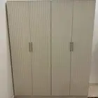 يتوفر دواليب خشب نوعيات ممتازة بجميع الألوان والمقاسات