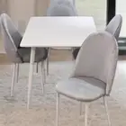 طاولة طعام