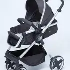 اغراض طفل للبيع ( عربه - مشايه - كرسي طعام )