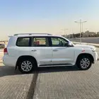 جيب صالون تويوتا 2016