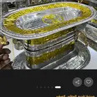 صواني حلى وتمر وفواكه