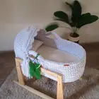 سرير اطفال مع مرتبه ومخده
