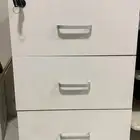 خزانه بثلاث ادراج