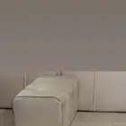 مساند وكنب وشاشة تلفزيون ومكيف شباك جديد استخدام شهر وثلاجه