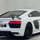 R8 2018 V10