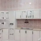 مطبخ اللون بيج