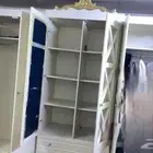 دولاب ملابس