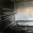 فرن كهربائي نظيف