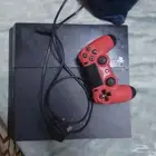 سوني 4للبيع مع يد حمرا 400 مع السوداء 500