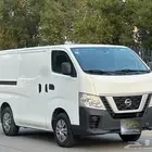 نيسان باص بضاعه موديل 2020 سعودي قير عادي ديزل شامل الضريبة