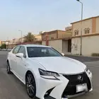للبيع لكزس GS موديل 2017