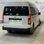 باص نقل و توصيل عمال بالرياض