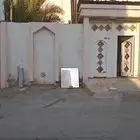 للبيع فيلا قديمه بقيمه ارض بحي طويق 400 متر