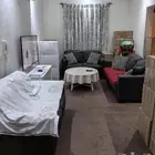 كنب للبيع 3 قطع مع طاولة وسط