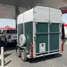 عربه لنقل الخيل