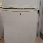 ثلاجه جوبسن كهرباء 220v