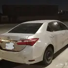 للبيع كورولا 2015 قير عادي نظيفة