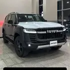 لاندكروزر GRS هايبرد 2025