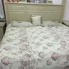 سرير بحالة جيدة (بدون مرتبة) للتبرع