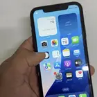 ايفون XR مستخدم