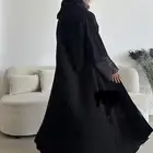 عبايه من مصممه