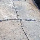 بناء حجر كبير وصغير و ربراب وتكسير حجر وتخريم الصخور الكبيره