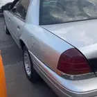 1999فورد فكتوريا