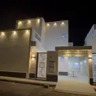 للبيع ثلاث دبلكسات متجاوره
