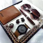 طقم رجالي فاخر من الاخر