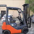 للبيع رافعة تايوتا   نظيفة جدا  بحالة الوكالة