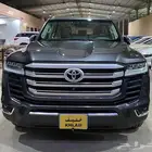 تويوتا لاندكروزر VX موديل 2022
