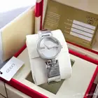ساعة غوتشي نسائي