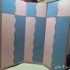 مكيفات ودولاب غرفة أطفال كبير