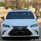 لكزس ES2021h ممشى 56 الف فقط وكالة