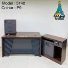 مكاتب كراسي طاولة اجتماعات طقم كنب دواليب خشب و مكتب موظفين