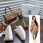 طقم نسائي شوز و شنط راقيه ماركة شانيل خامه جلديه .