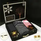 يظهر في الصورة صندوق هدايا فاخر باللون الأسود م صمم كبوكس ش