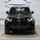 نوع السيارة  لاند روفر ديفندر SE الموديل  2026 حالة السيارة