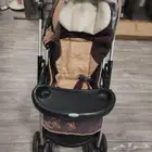 عربة أطفال متينة وبحالة ممتازة جدا تم شراؤها من سنتربوينت