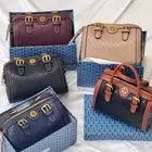 شنط وشوزات ماركات عالميه