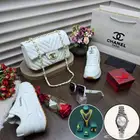 طقم هدايا نسائي شانيل شامل التوصيل والشحن