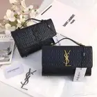 هدايا شنط نسائية ماركة