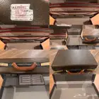 للبيع شنطة دبلوماسية