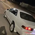 السلام عليكم عارضلكم كامري 2002 للبيع الاستماره والفحص جديد