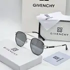 نضارات ماركه